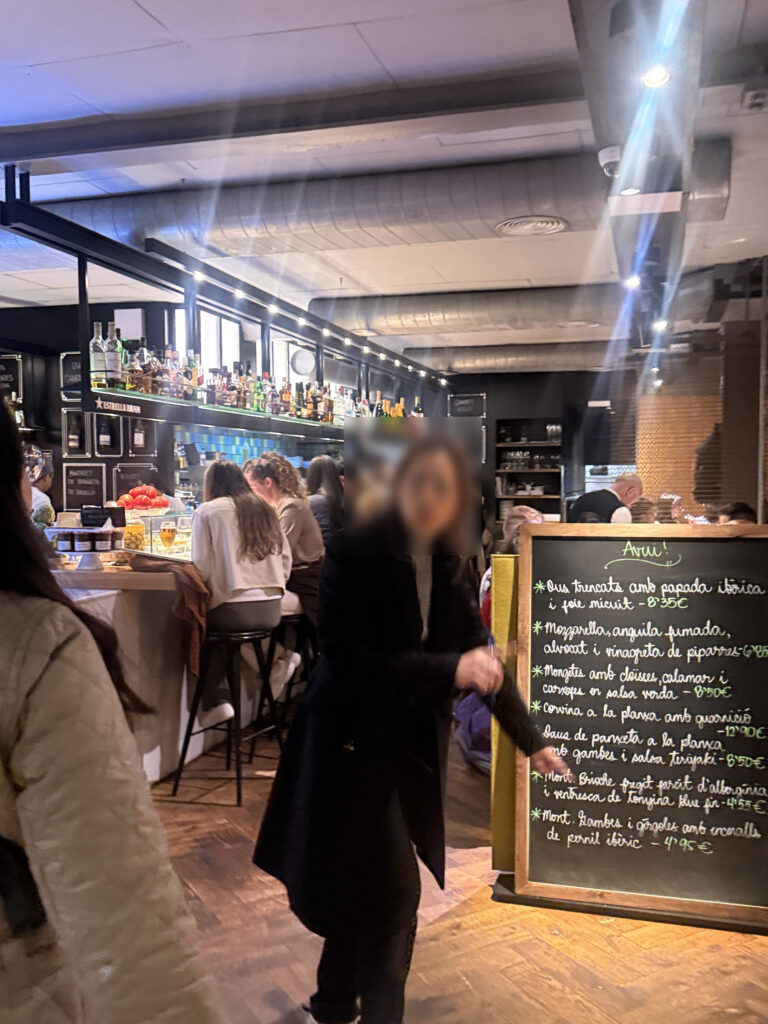 스페인 바르셀로나 카탈루냐 광장 근처 4